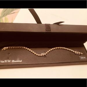 Diamond tennis bracelet 925 silver box good gift